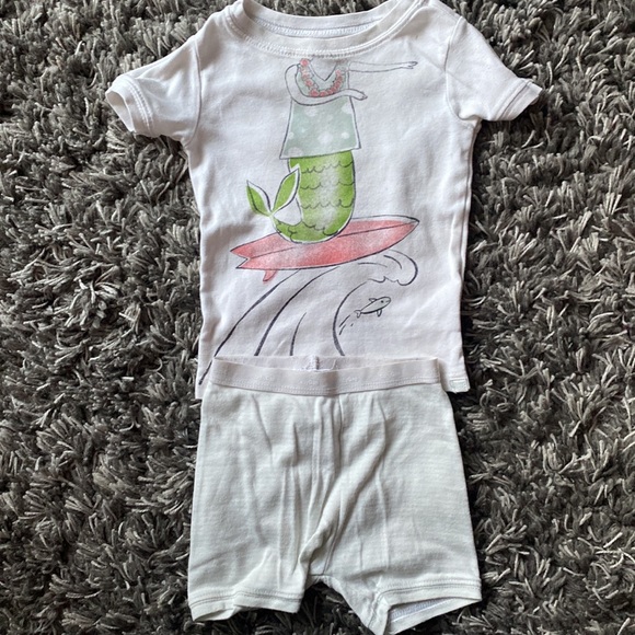 Lot of 5 18-24 month Girls baby Gap 100% cotton pajamas (1 glow-in-the-dark) - Picture 10 of 14